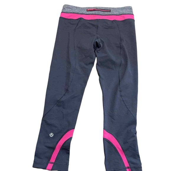 Lululemon Run Inspire Crop II Gray Pink Leggings Size 6 - Picture 2 of 6